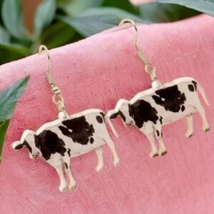 MODCLOTH FARMER COW WESTERN EARRINGS 1